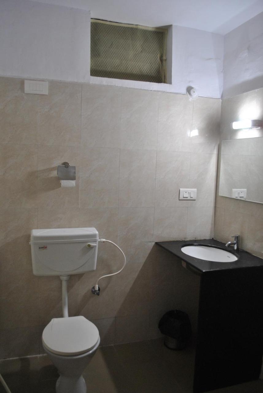 Daswal B&B Hotel Madikeri Exterior photo