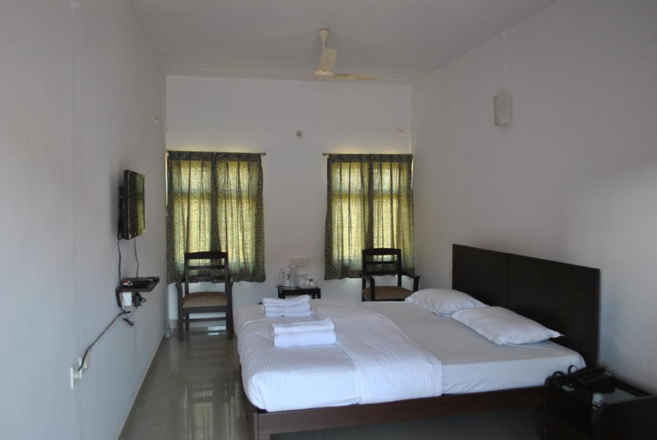 Daswal B&B Hotel Madikeri Exterior photo