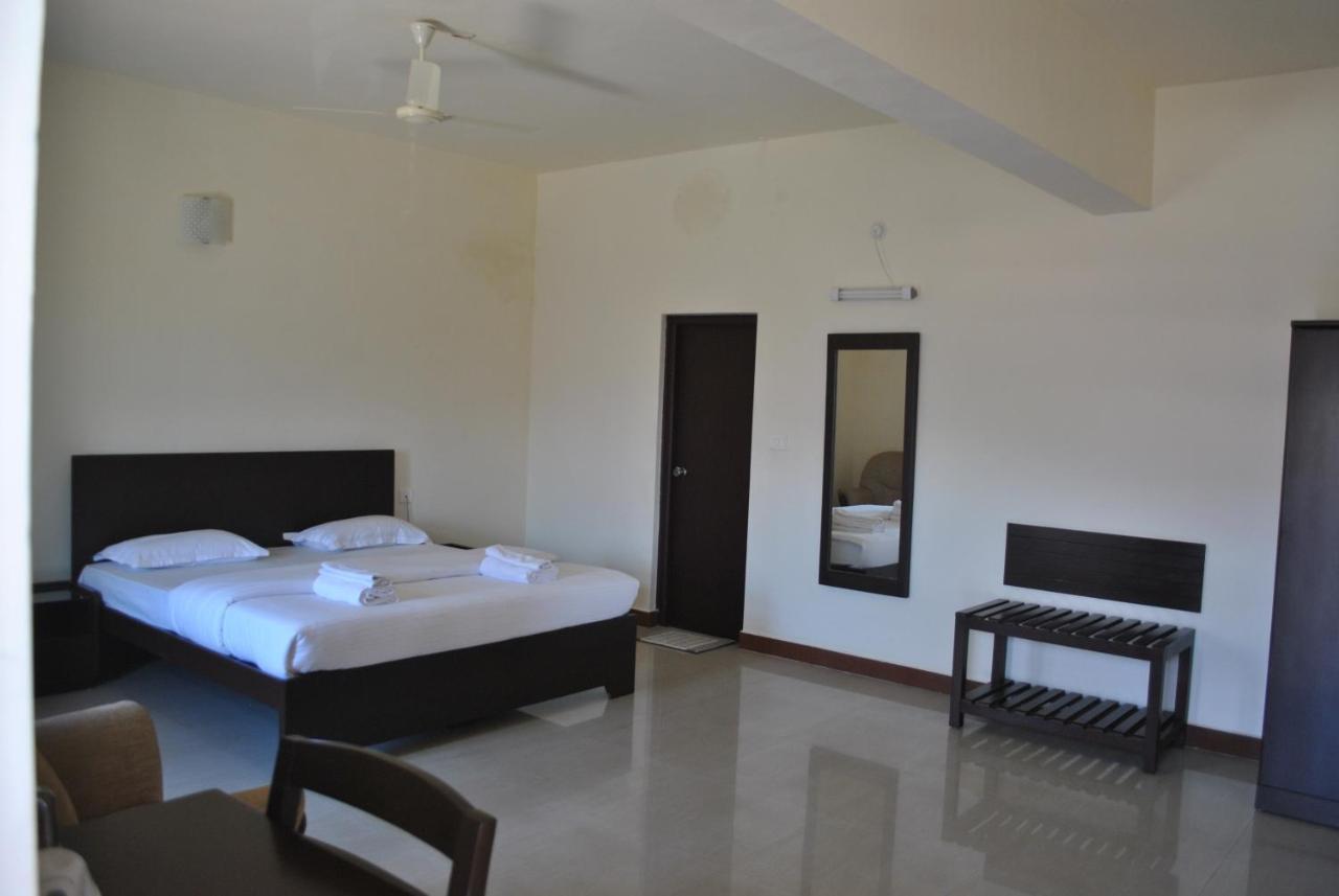 Daswal B&B Hotel Madikeri Exterior photo